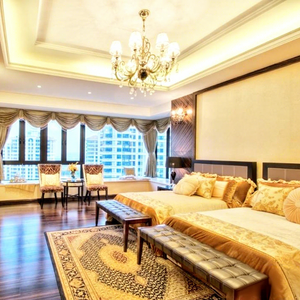 Juego de Dormitorio para Hotel de 3-5 Estrellas con Paneles de Madera, Diseño Contemporáneo para Uso Comercial en Caja - Product Image 1