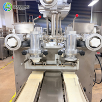 Machine à enrober les produits surgelés pour ligne de transformation de produits fourrés