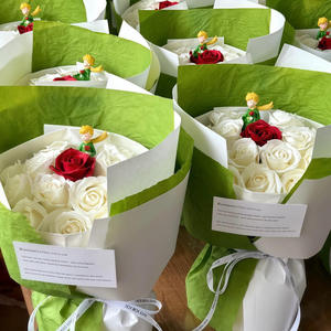 D409 Regalo di Natale, Compleanno, San Valentino per Fidanzata, <span class=keywords><strong>Moglie</strong></span>, Bouquet di Fiori di Sapone, Rosa Eterna, Proposta di Matrimonio - Product Image 1