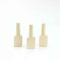Bouteille de vernis à ongles en verre de petite capacité avec logo privé personnalisé PROPRE couleur Bouchon de vente directe d'usine avec type d'étanchéité à la brosse