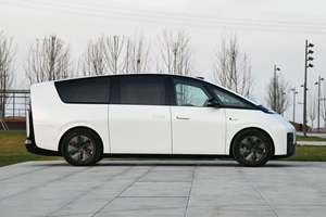 Li Auto Lixiang MEGA 2025บ้านครอบครัวรุ่นพิเศษ MPV 7ที่นั่งรถไฟฟ้าบริสุทธิ์ใหม่มอเตอร์คู่มาใหม่ - Product Image 5