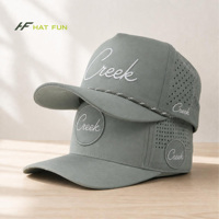 Casquette de baseball personnalisée à 5 panneaux en nylon avec logo en silicone, perforations découpées au laser, casquette de golf imperméable, casquette de sport