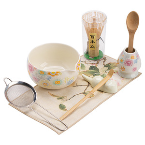 Ensemble d'accessoires pour cérémonie du thé chinois : Bol à matcha en céramique Ten Thousand Flowers, support pour Chasen et base pour brosse - Product Image 5