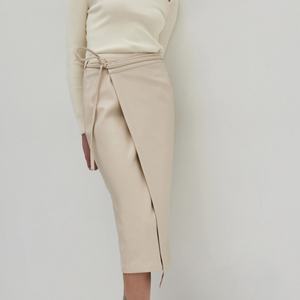 Jupe crayon mi-longue en cuir PU fabriquée en usine pour femmes - Product Image 6