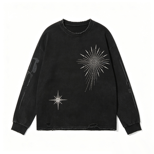 T-shirt streetwear à col rond avec broderie motif nuage et corne, manches à effet éparpillé, ourlet effiloché et déchiré, orné de strass - Product Image 3