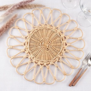 Handmade Natural Rattan Charger Plate Floral <strong>Round</strong> Placemats Flower-Shaped Rattan Mat <strong>Round</strong> Rattan <strong>Tablemats</strong> - Product Image 4