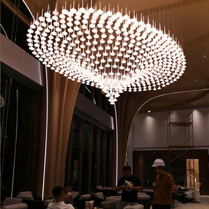 Lámpara de Araña Moderna de Lujo, Redonda, Decorativa, con Colgante de Cristal Gigante - Product Image 5