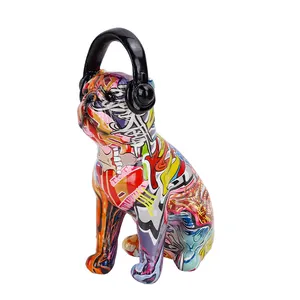 Redeco creativo alla moda ornamenti per cani colorati simpatici in resina Bulldog francese statua per la decorazione della casa