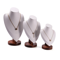 Premium Schmuck-Präsentationsset aus massivem Walnussholz, 33 modulare Stile, beige Mikrofaser, Boutique-Showroom-Requisiten, Halskettenbüste, Ringtablett