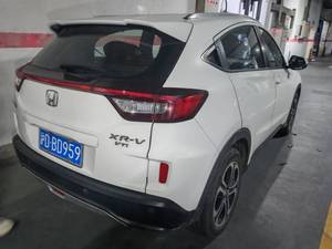 Voiture d'occasion Honda XR-<span class=keywords><strong>V</strong></span> <span class=keywords><strong>2015</strong></span> 1.8L VTi Luxe CVT Essence R17 - Product Image 3