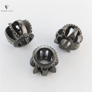 Fashion Design Embossed Shape Matte <b>Gold</b> Color Metal Drawstring Rope Cord End Stopper for <b>Clothes</b> - Product Image 5