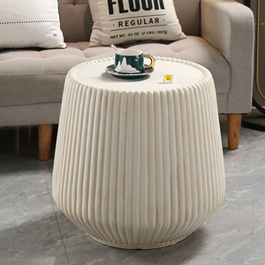 Table d'appoint conique cannelée en oxyde de magnésium blanc cassé, table d'appoint ronde de 16,54 pouces - Product Image 1