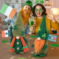 Fait à la main décoratif St Patricks irlandais ornement Saint vacances maison Gnome décor personnalisé irlandais Patrick's artisanat feutre Gnome