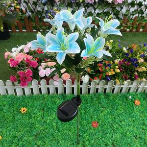 Solaire Étanche IP65 Petit 7 Tête Lily Pelouse Jardin LED <span class=keywords><strong>Lampadaire</strong></span> pour Mariage <span class=keywords><strong>Extérieur</strong></span> Fleur Artificielle Ornement - Product Image 4