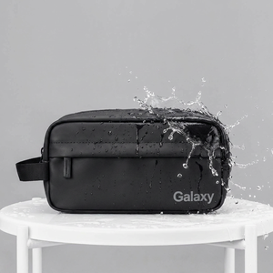 Trousse <span class=keywords><strong>de</strong></span> Toilette Homme Tendance en PU Imperméable avec Poignée Suspendue, <span class=keywords><strong>Organisateur</strong></span> <span class=keywords><strong>de</strong></span> <span class=keywords><strong>Voyage</strong></span> Personnalisé avec Fermeture Éclair et Lettre - Product Image 2