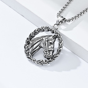 Stainless steel horse <b>head</b> pendant, trendy punk necklace, popular cross-border e-commerce from Europe and America, source manufa - Product Image 2