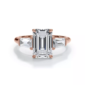 Anillo de compromiso de diamante con corte esmeralda de 1-5 quilates personalizado con piedras laterales de baguette cónicas, oro amarillo de 10K/14K, estilo clásico para mujer - Product Image 2