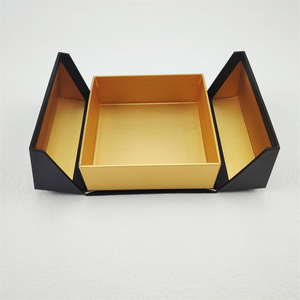 Boîte cadeau rigide à double porte française noire et <span class=keywords><strong>or</strong></span> avec logo personnalisé, boîte en papier à ouverture double face magnétique dorée - Product Image 6
