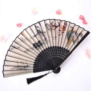 Éventails pliants en bambou creux pour la danse, personnalisables - Product Image 1