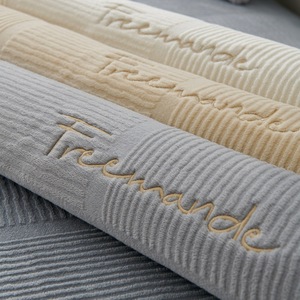 Moderno Simple Otoño Invierno Color sólido felpa bordado sofá cojines blanco <span class=keywords><strong>gris</strong></span> suave grueso antideslizante rayas sofá cubre - Product Image 3