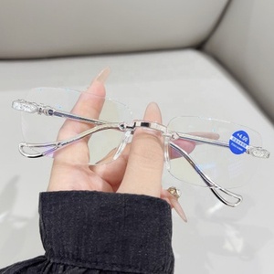 نظارات قراءة عصرية بدون إطار مضادة للضوء الأزرق للجنسين بعدسات شفافة ترويجية للمسنين وطول النظر - Product Image 2