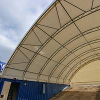 Dôme de conteneur maritime à double treillis 70'x40' 900gsm avec toit imperméable, résistant aux UV et au feu