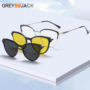 Nouvelles lunettes de soleil polarisées pour femmes, monture en acier inoxydable, verres TAC, couvercle miroir magnétique, style œil de chat, mode haut de gamme - Product Image 3