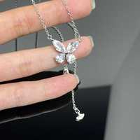 Collar con Colgante de Mariposa Hueca con Diamantes, Serie Phantom, Cadena de Bambú Elegante de Alta Gama para Mujer, Ideal para Bodas