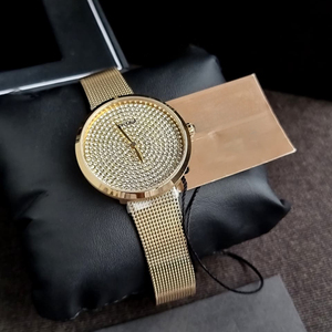 Montre-bracelet à quartz luxueuse pour fille avec cadran orné de cristaux sans aucune indication et affichage à double aiguille - Product Image 5