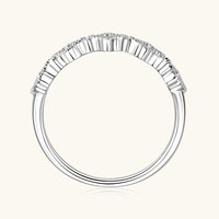 Bague demi-éternité unique en argent 925 1.5mm ronde Moissanite empilable trèfle bague en grappe dame porte-bonheur trèfle à quatre feuilles demi-anneau