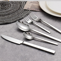Ensemble de couverts minimalistes en acier inoxydable poli miroir à long manche – Couteaux, fourchettes et cuillères pour la maison et la restauration