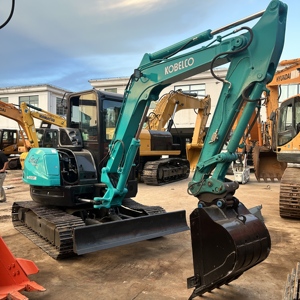 Excavadora Kobelco Sk55sr de 5.5 Toneladas con Cucharón de Excavación - Product Image 4