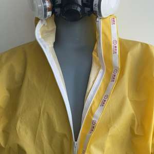 ชุดป้องกันสารเคมี แว่นตานิรภัย หน้ากากช่วยหายใจ ถุงมือ ชุดคลุมป้องกัน ชุดอุปกรณ์ป้องกันส่วนบุคคล (PPE) - Product Image 4