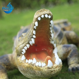 ประติมากรรมรูปจระเข้ขนาดเท่าของจริงสำหรับตกแต่งสวนภายนอกอาคาร ทำจากแก้วและเหล็ก - Product Image 2