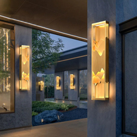 Lampu Dinding Dekorasi Modern Minimalis Lampu Sorot Eksterior Lampu Dinding LED Tahan Air Lampu Dinding Tenaga Surya Lampu Taman