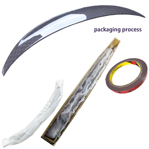 Aileron de coffre arrière en fibre de carbone nid d'abeille style P pour E71 2007-2014 - Product Image 6