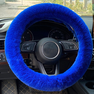 Housse de <span class=keywords><strong>volant</strong></span> de voiture <span class=keywords><strong>en</strong></span> fausse <span class=keywords><strong>fourrure</strong></span> de lapin - Housse universelle élastique pour l'hiver - Product Image 3