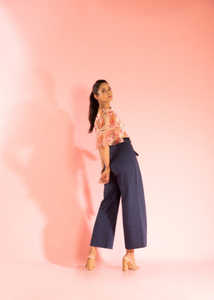 Conjunto coordinado Candy Bells para mujer, elegante conjunto de dos piezas con diseño divertido, estilo moderno, ajuste cómodo para fiestas. - Product Image 2