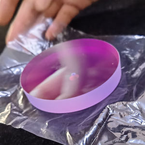Ventana óptica UV de alta precisión con revestimiento AR de sílice fundida personalizada - Product Image 1