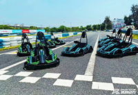Go-karts eléctricos para adolescentes Alquiler Premium Go-karts para ventas Instalación de parque temático de entretenimiento comercial Karts eléctricos
