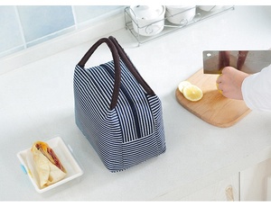 Bolso a rayas de gran capacidad Bento Lunch Aislamiento Bolsa de hielo Isoterma para la escuela de los niños - Product Image 5