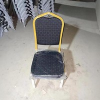 Fournisseur de chaises de banquet en métal de partie empilable en gros bon marché de Offre Spéciale