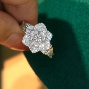 Anillo de Diamantes de Oro Blanco de 18K Sólido de 0.8CT, Joyería Fina Clásica de Lujo Personalizada Xinfly, Flor Eterna - Product Image 3