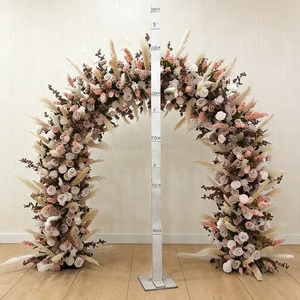 Arco Decorativo per Matrimoni in Colori Autunnali Nude con Sfondo di Pampas e Rose Artificiali per Eventi e Cerimonie - Product Image 1