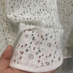 เสื้อเบลาส์คอกลมแขนยาวปักลายดอกไม้3D - Product Image 5