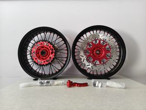 Haute qualité Fit GAS GAS EC 250 17 jeu de roues jantes noires moyeux rouges <span class=keywords><strong>Supermotard</strong></span> <span class=keywords><strong>Dirt</strong></span> Bike roues - Product Image 2