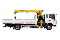 Grue de levage montée sur camion de 7 tonnes en gros avec système de sécurité multi-protection compatible avec plusieurs marques de châssis de camions