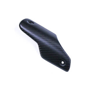 Cubierta Protectora de Calor para Escape de Fibra de Carbono para Ducati Panigale V4 / V4S / V4R 2021-2025 - Product Image 1