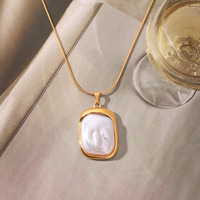 Collier pendentif pour femme tendance, chaînes en acier inoxydable plaqué or, breloques étanches incrustées de perles