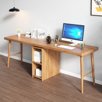Bureau d'ordinateur moderne et simple en bois massif avec pieds en bois massif pour le bureau à domicile